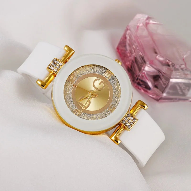 DQG Luxurious Brand Simple Design Ladies Quartz Watches Black And White Silicone Strap Large Dial Creative Fashion Wrist watch - Novo Fusion