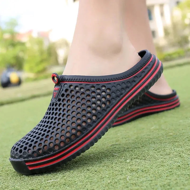 Comfortable Men Pool Sandals Summer Outdoor Beach Shoes Men Slip on Garden Clogs Casual Water Shower Slippers Unisex Zapatos - Novo Fusion