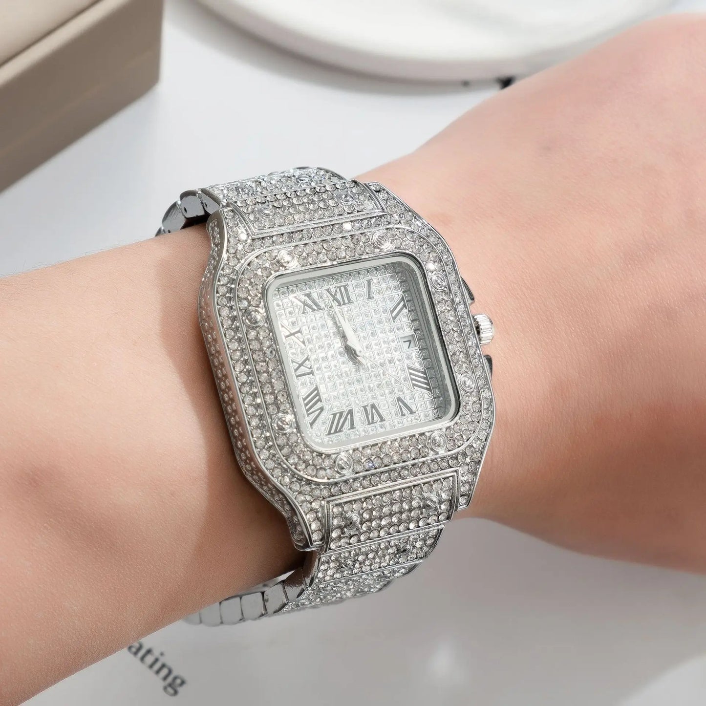 UTHAI L77 Watch For Men Fashion Luxury Gold Square Diamond Full Sky Star Male's Clock Watches Steel Band Quartz Wristwatch - Novo Fusion