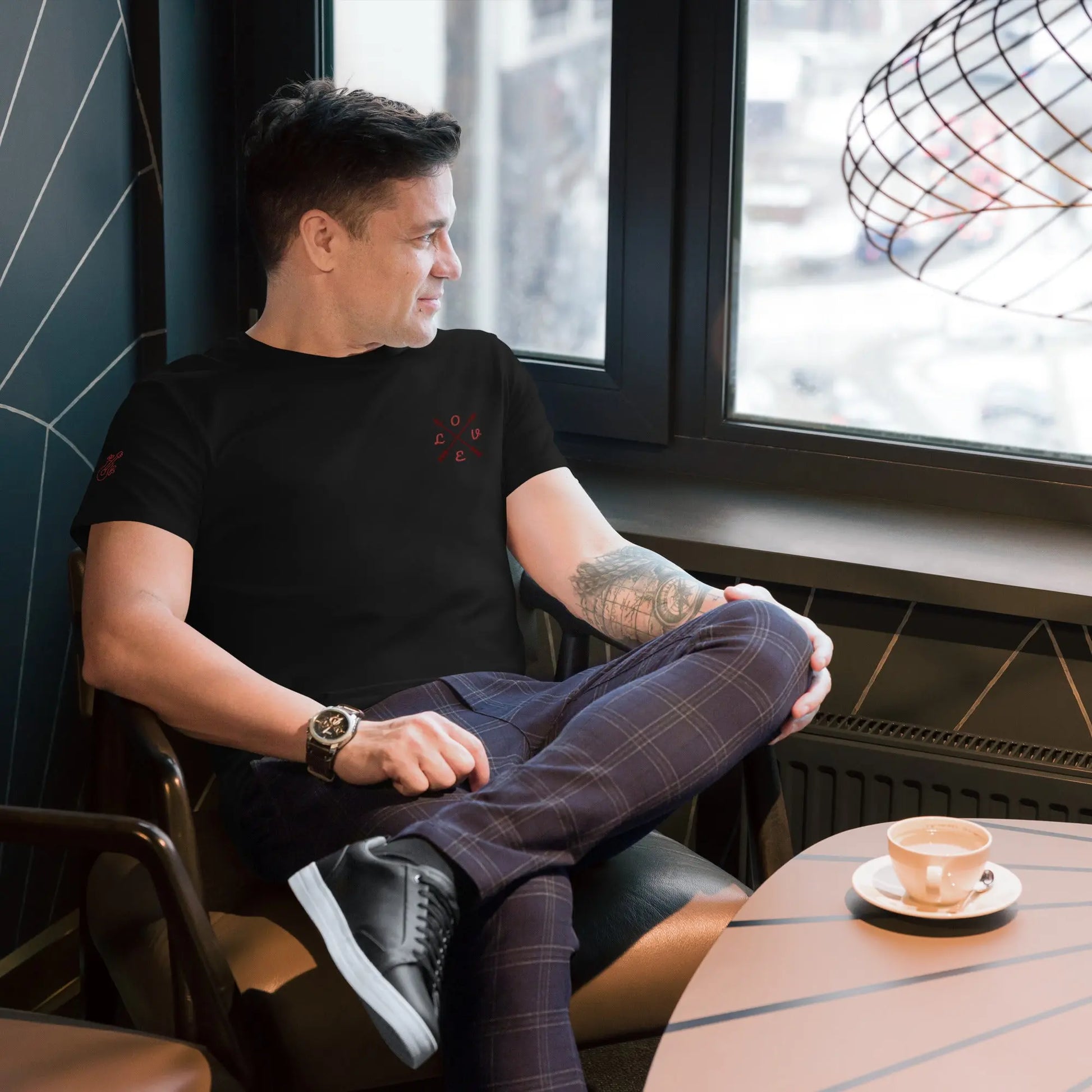 Men's 100% Premium Cotton Luxury Sustainable Black T-Shirt Top - Novo Fusion